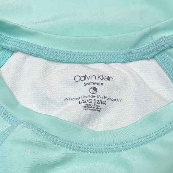 Calvin Klein rash guard(top only), girls sz Lg( 12-14) - Picture 4 of 4
